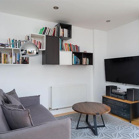 D8 - Canal View Apartment Londen Buitenkant foto
