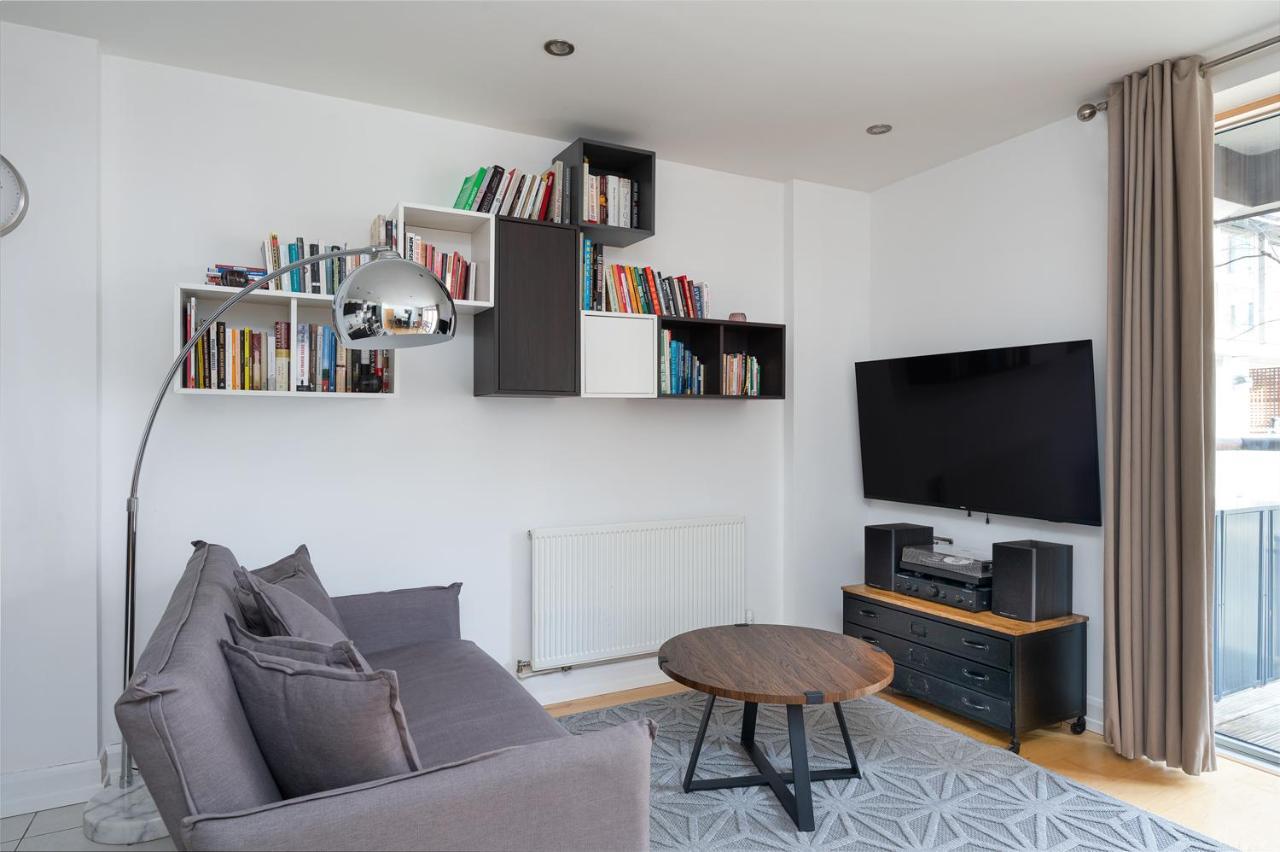 D8 - Canal View Apartment Londen Buitenkant foto