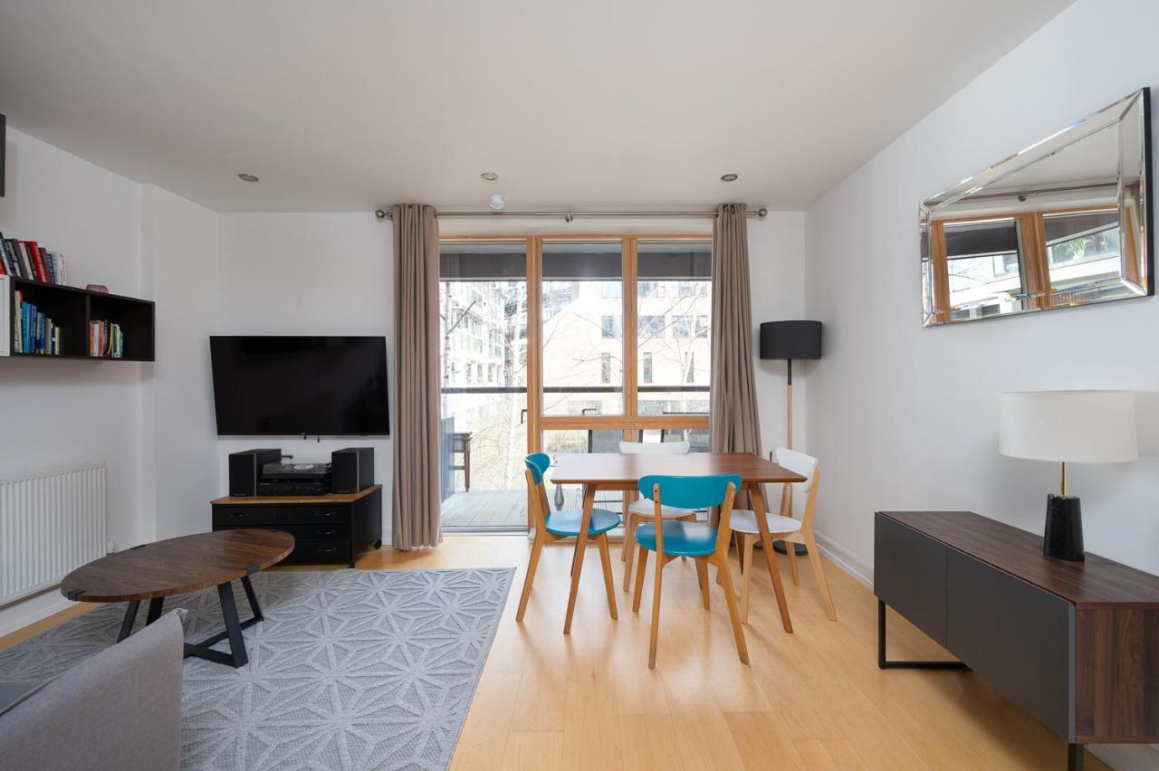 D8 - Canal View Apartment Londen Buitenkant foto